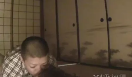سرباره ریخته نفت در حلقه سکس سیاوش دلسوز و بزرگ انسان در مقابل جنس پرشور